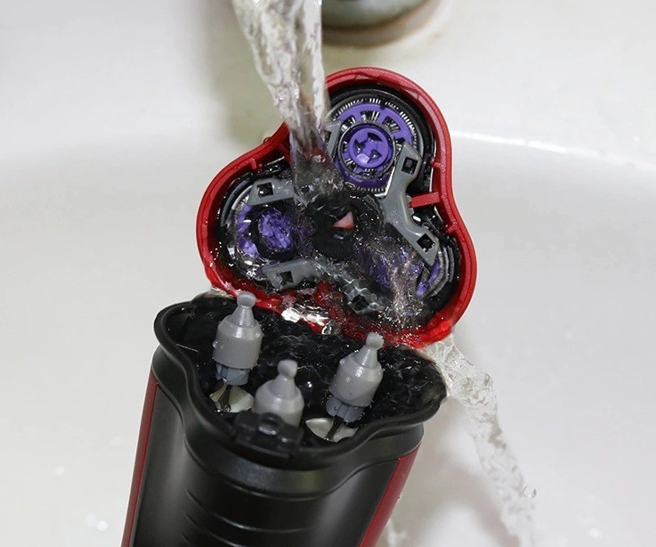 Men's Rotary Electric Shaver — 3D Floating Heads, Wet & Dry, Pop-Up Trimmer